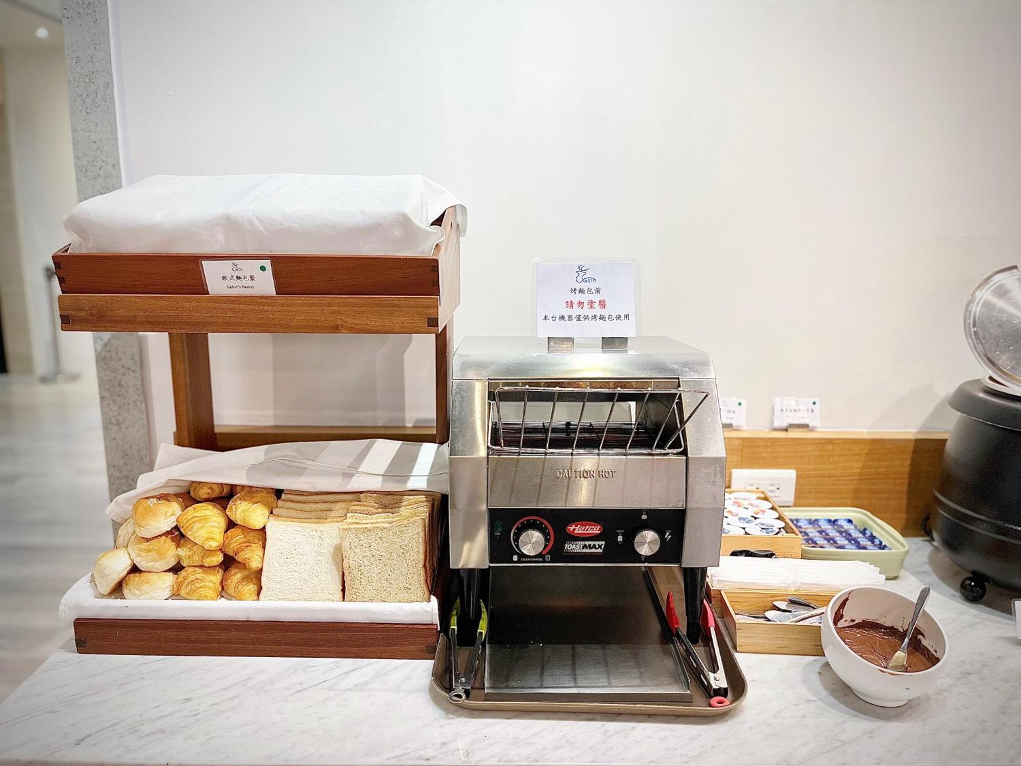 Vasty Jiaoxi Hotel Ngoại thất bức ảnh